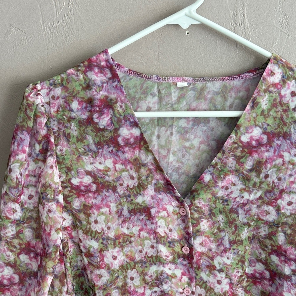 Floral Button-up Blouse - Pink and Green with Puff Sleeves, Size Large - Picture 4 of 5